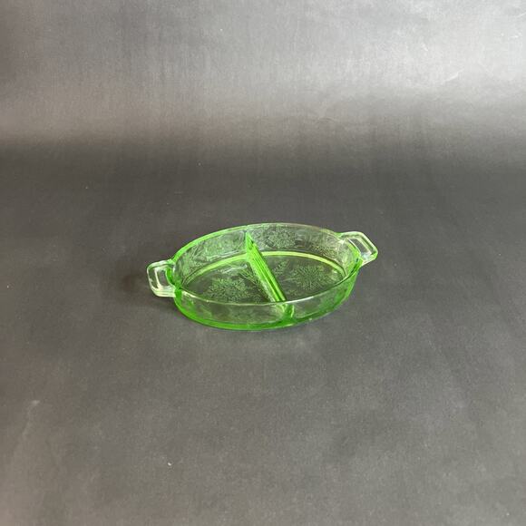 Jeanette Poinsettia Relish Dish, Green Depression Uranium Glass, Vintage 1930s - Picture 4 of 9